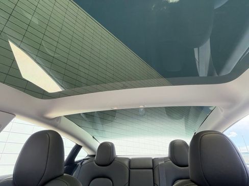 Used 2023 Tesla Model 3 Standard Range RWD image 19