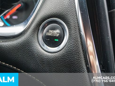 Used 2023 Chevrolet Traverse LT AWD/4WD image 35