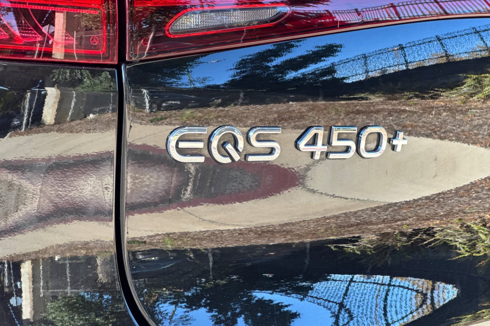 Certified 2023 Mercedes-Benz EQS 450+ SUV image 30