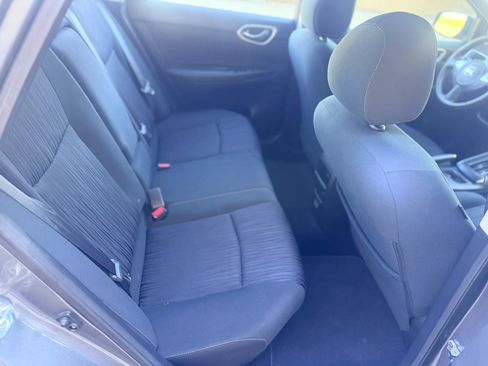 Used 2019 Nissan Sentra SV image 22