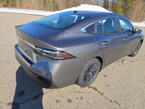 New 2026 Nissan Sentra SV w/ SV Convenience Package image 7