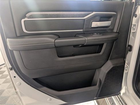 Used 2024 RAM 2500 Big Horn image 27