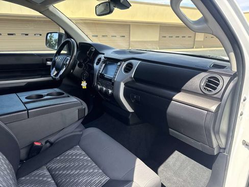 Used 2020 Toyota Tundra SR5 AWD/4WD image 21