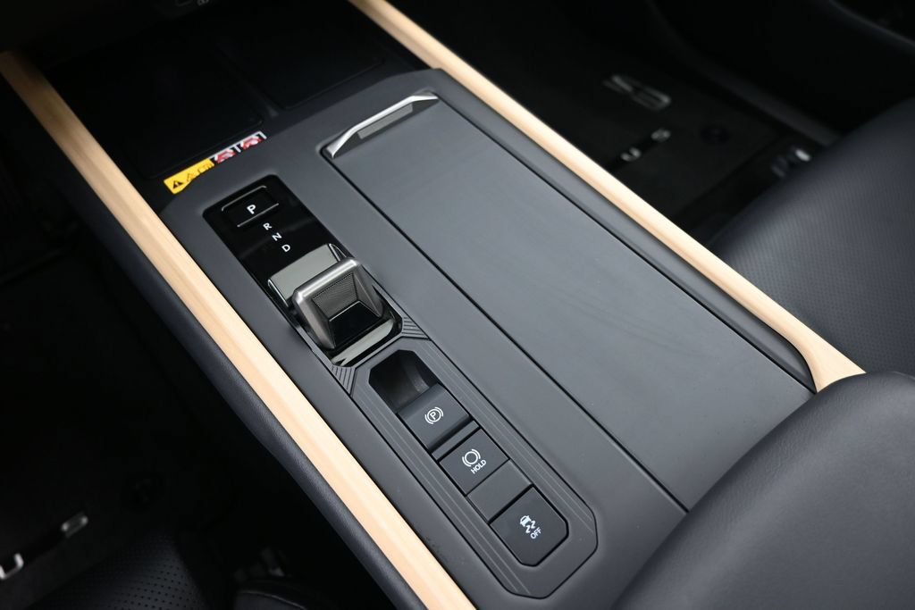 Used 2026 Lexus ES 500e w/ Accessory Package (Z1) AWD/4WD image 8