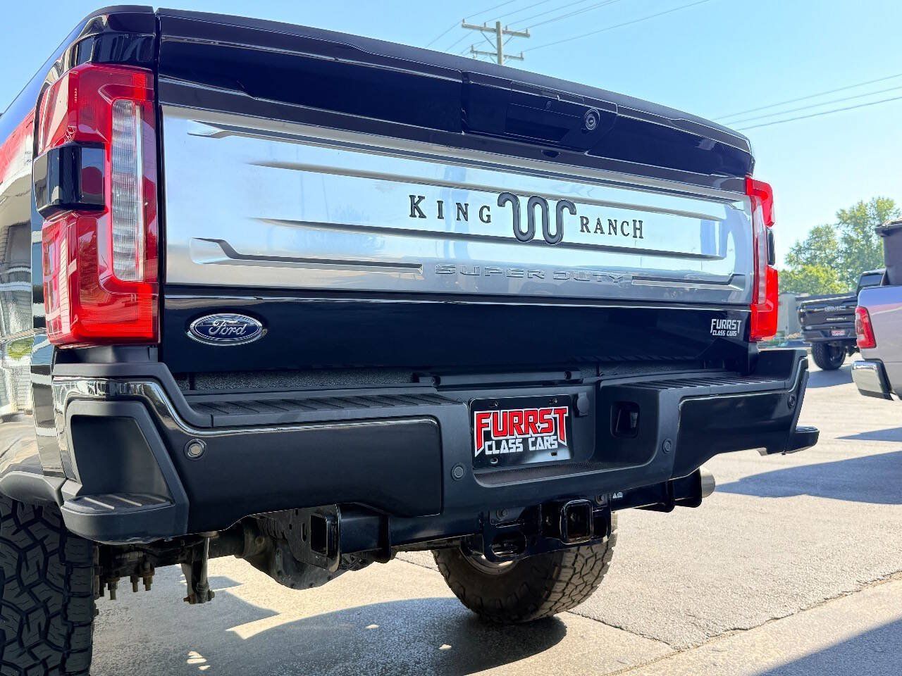 Used 2024 Ford F350 King Ranch w/ FX4 Off-Road Package AWD/4WD image 8
