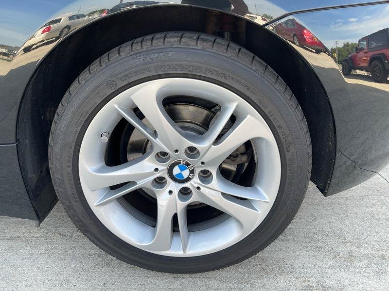 Used 2009 BMW Z4 sDrive35i RWD image 16