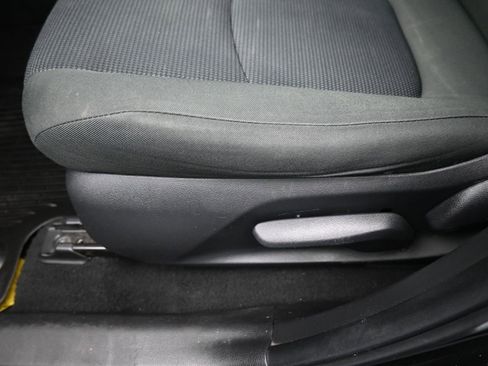 Certified 2022 Toyota RAV4 LE image 7