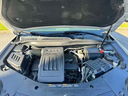 Used 2015 GMC Terrain SLE FWD image 20