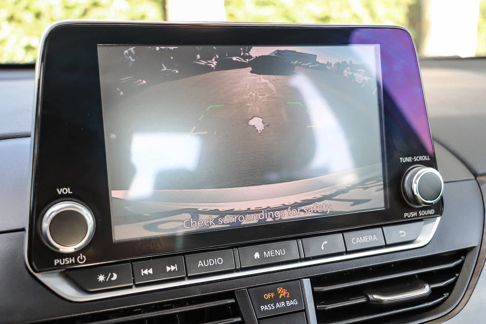 Used 2024 Nissan Altima 2.5 SV FWD image 25