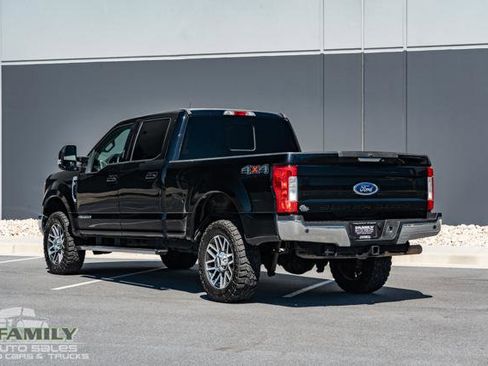 Used 2017 Ford F250 Lariat image 5