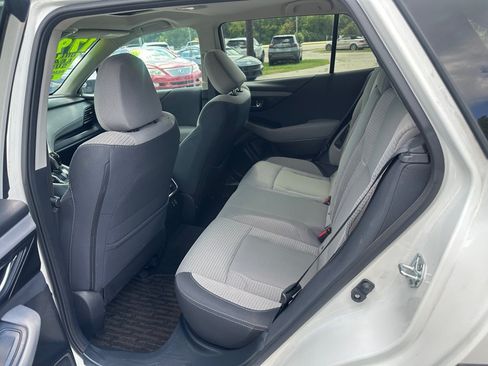 Used 2023 Subaru Outback Premium AWD/4WD image 21