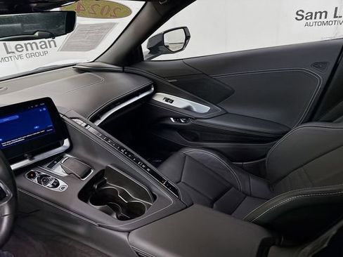 Used 2024 Chevrolet Corvette Stingray Coupe w/ Z51 Performance Package image 23