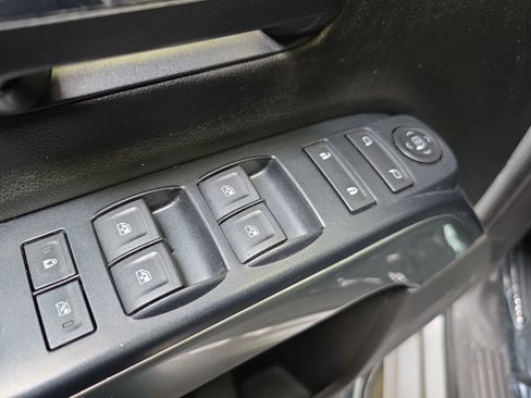 Used 2017 Chevrolet Silverado 1500 LT w/ All Star Edition AWD/4WD image 33