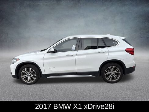 Used 2017 BMW X1 xDrive28i image 2