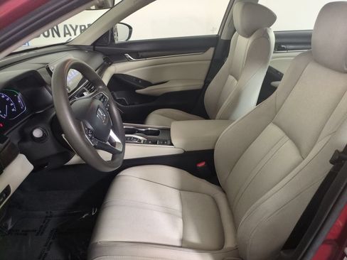Used 2021 Honda Accord EX image 12