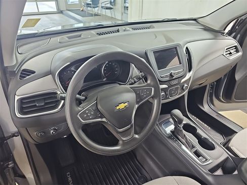 Certified 2024 Chevrolet Equinox LS w/ LS Convenience Package image 19