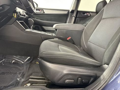 Used 2018 Subaru Outback 2.5i Premium AWD/4WD image 19