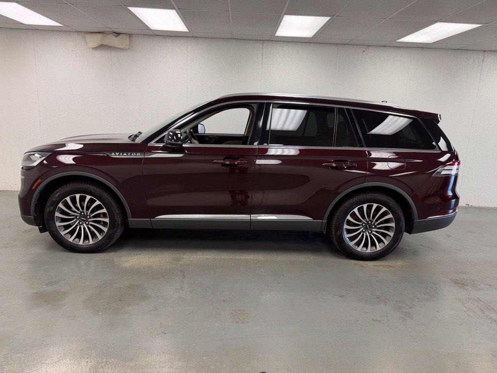 Used 2020 Lincoln Aviator Reserve w/ Equipment Group 201A AWD/4WD image 2
