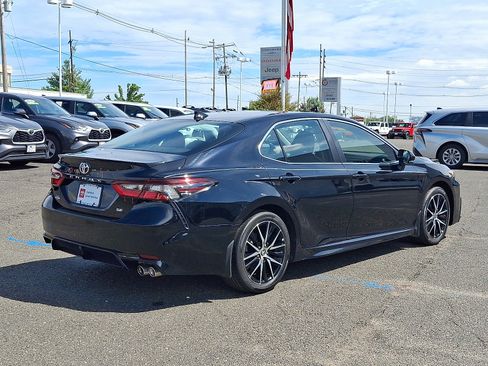 Certified 2024 Toyota Camry SE w/ Cold Weather Package FWD image 7