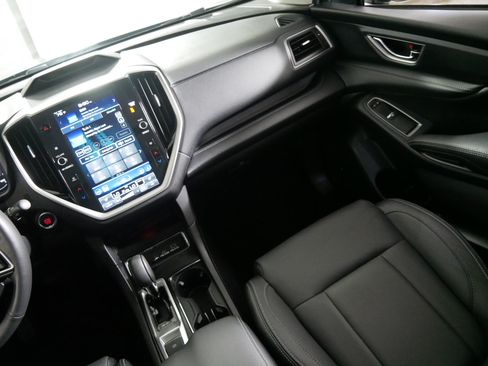 Used 2023 Subaru Ascent Limited w/ Technology Package AWD/4WD image 11