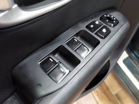 Used 2019 Kia Soul image 31