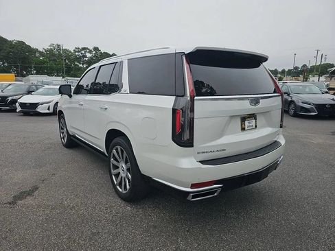 Used 2021 Cadillac Escalade Premium Luxury Platinum RWD image 9