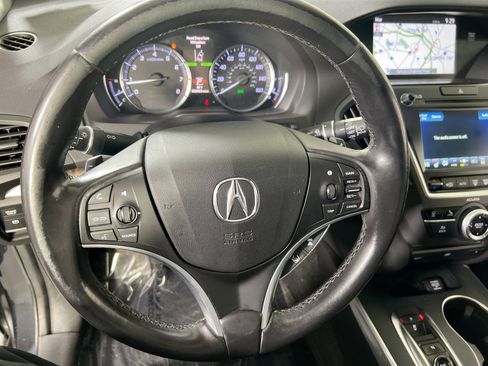 Used 2019 Acura MDX w/ Technology & Entertainment image 11