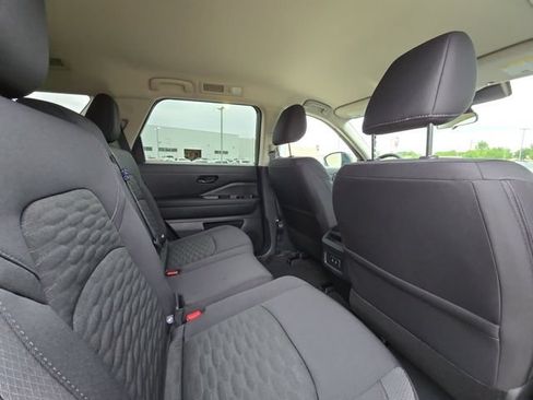 New 2026 Nissan Pathfinder SV FWD image 27