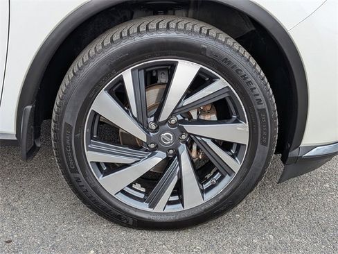 Used 2018 Nissan Murano Platinum image 10