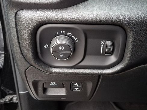 Certified 2022 RAM 1500 Big Horn AWD/4WD image 26