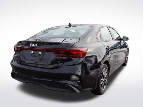 Certified 2023 Kia Forte LXS w/ LXS Technology Package image 8