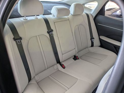 Used 2025 Hyundai Sonata SEL FWD image 27