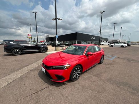 Used 2024 Honda Civic EX-L image 1