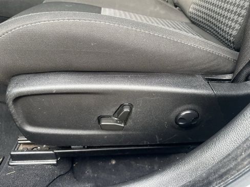 Used 2022 Dodge Charger R/T w/ Blacktop Package image 15