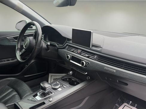 Used 2018 Audi A4 2.0T Premium Plus w/ Premium Plus Package AWD/4WD image 10