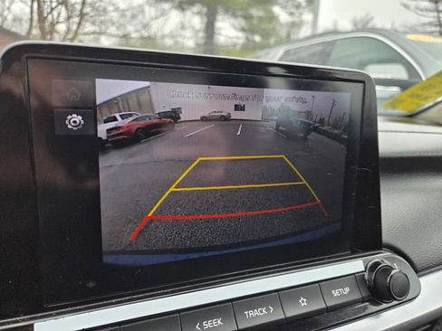 Used 2023 Kia Forte LXS image 11