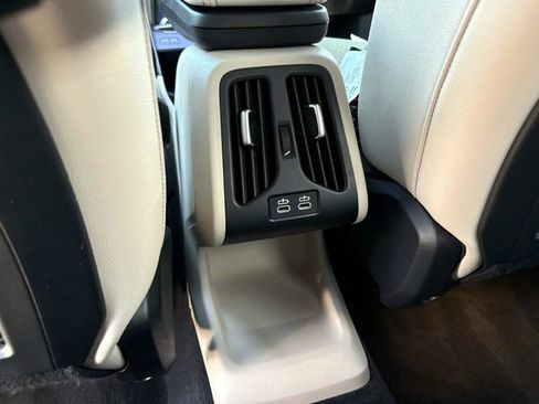 Used 2023 BMW X1 xDrive28i w/ Premium Package image 16