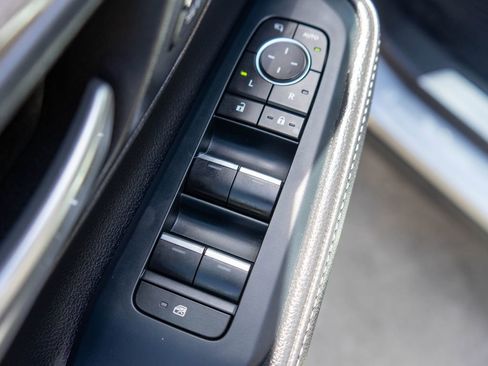 Used 2024 Toyota Grand Highlander AWD image 20