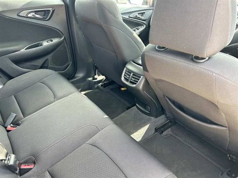 Used 2024 Chevrolet Malibu LT image 17