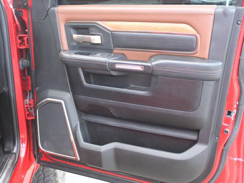 Used 2020 RAM 3500 Limited image 52