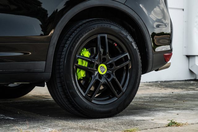 Used 2014 Porsche Cayenne S AWD/4WD image 44