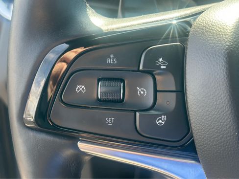 Used 2023 Buick Enclave Premium w/ Experience Buick Package FWD image 31