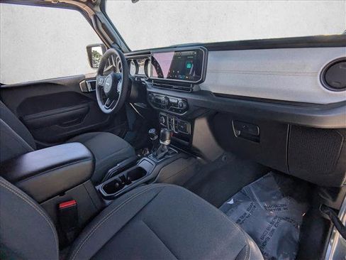 Used 2024 Jeep Wrangler Unlimited Sport AWD/4WD image 20