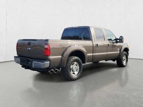 Used 2015 Ford F250 XLT w/ FX4 Off-Road Package image 7