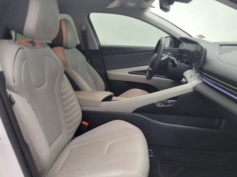 Used 2025 Hyundai Elantra Limited w/ Cargo Package FWD image 21
