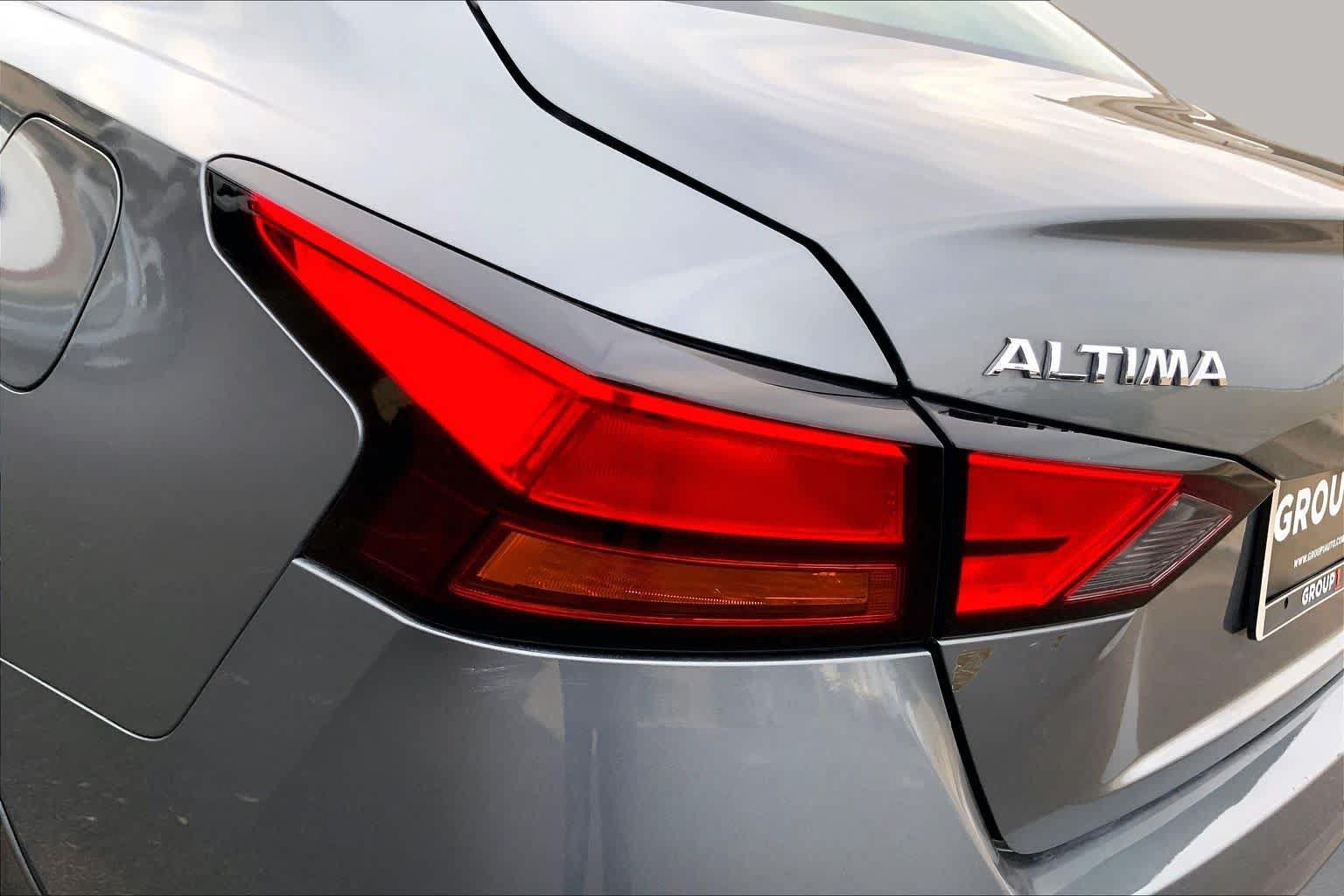 Used 2022 Nissan Altima 2.5 SV FWD image 29