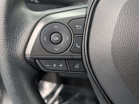 Used 2022 Toyota Corolla LE image 18