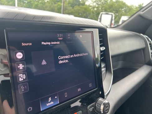 New 2026 RAM 1500 Express AWD/4WD image 14