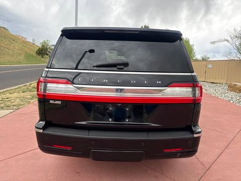 Used 2018 Lincoln Navigator Reserve w/ Technology Package image 6