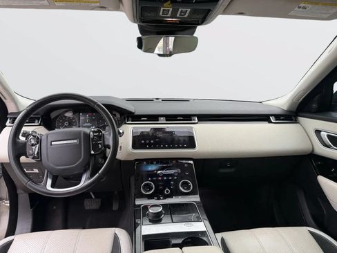 Used 2019 Land Rover Range Rover Velar S AWD/4WD image 11
